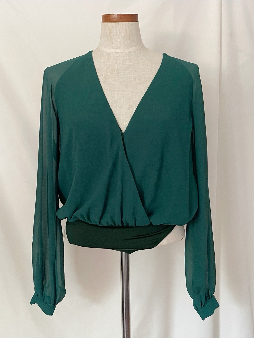Romancecore Lovers + Friends Hunter Green Wrap blouse bodysuit NWOT Small
